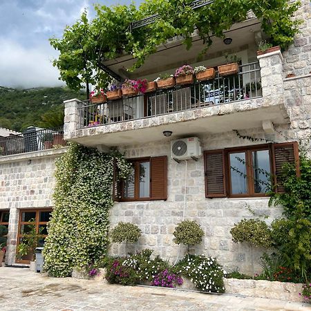 Villa Nikoleta Kotor Exteriör bild